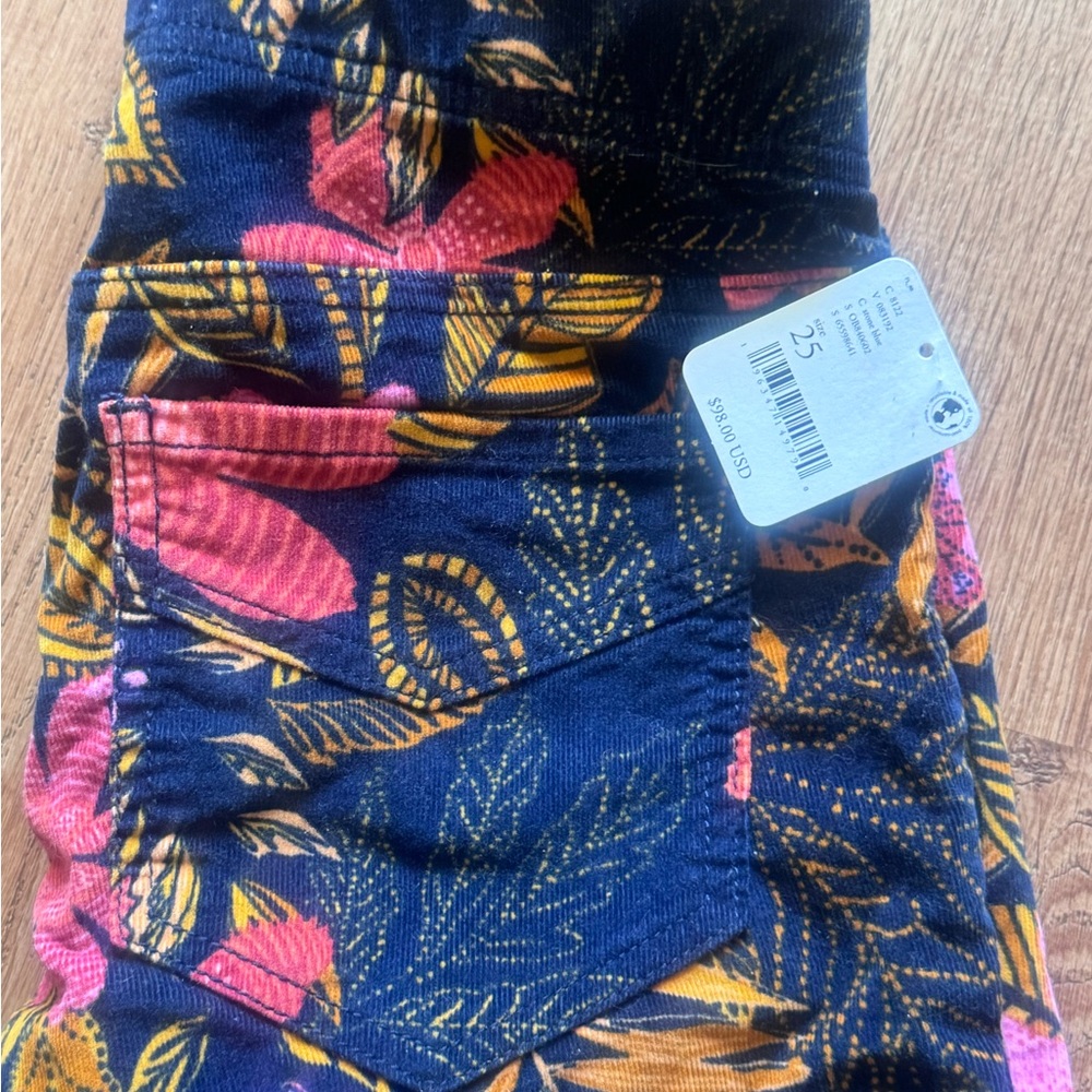 RARE Free People cheerful Velvet Bell-Bottom Women’s stretchy flares 25 BNWT 🌸 - Picture 13 of 14
